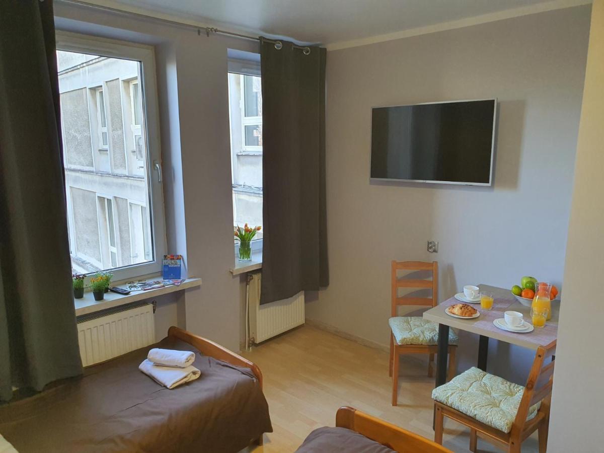 Jasna Hostelik Self Check-In Warsaw Exterior photo